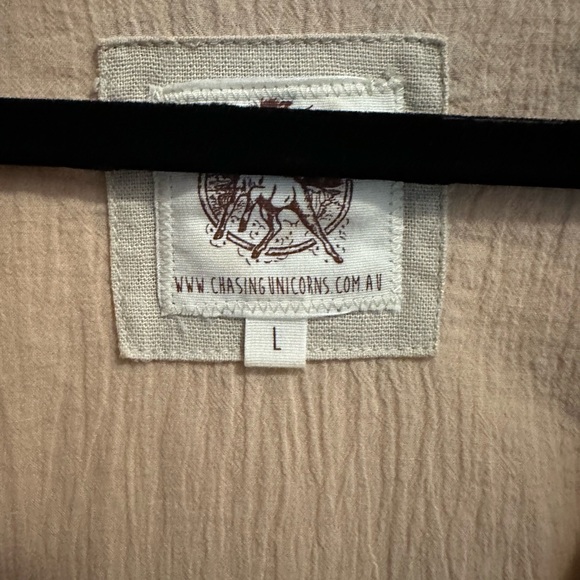 Chasing Unicorns Blouse - Picture 4 of 5